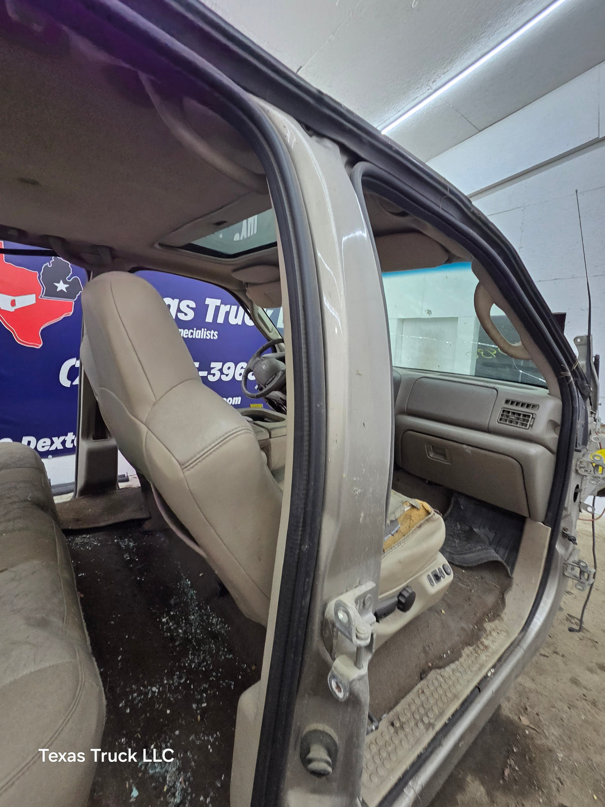 1999-2007 Ford Super Duty F250 F350 F450 F550 XLT 4 Door Crew Cab