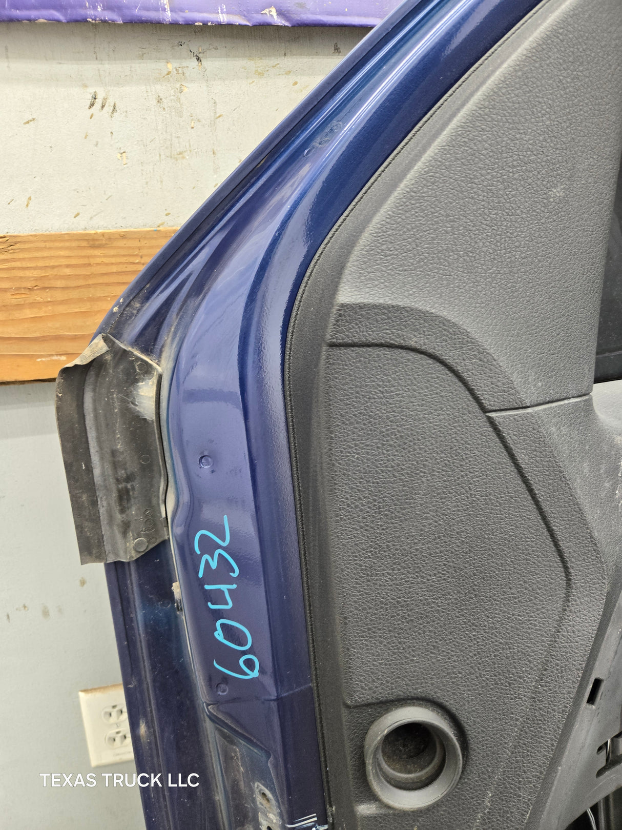 2004-2008 Ford F150 Crew Cab Passenger Side Front Door RH