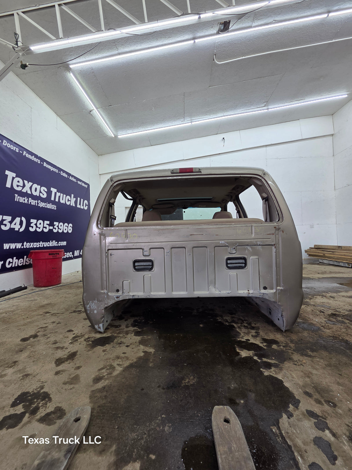 1999-2007 Ford Super Duty F250 F350 F450 F550 XLT 4 Door Crew Cab