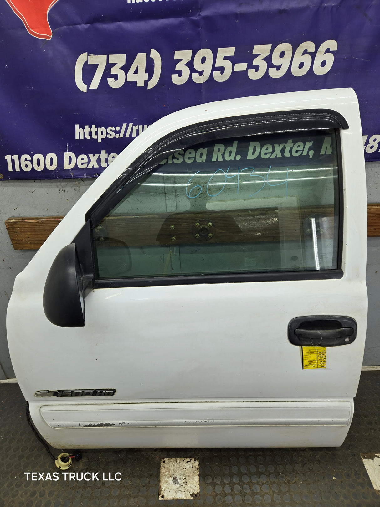 1999-2006 Chevrolet Silverado / GMC Sierra 1500 2500 3500 HD Driver Side Front Door LH - Grey
