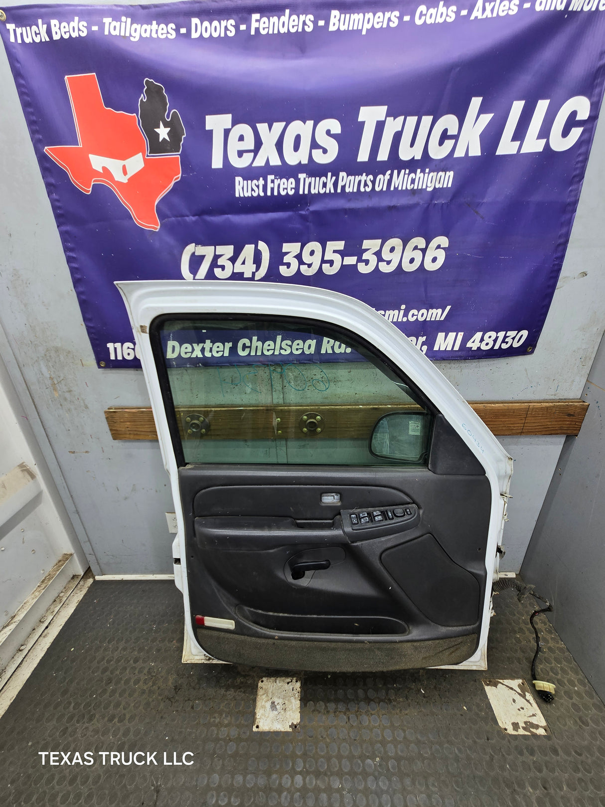 1999-2006 Chevrolet Silverado / GMC Sierra 1500 2500 3500 HD Driver Side Front Door LH - Grey