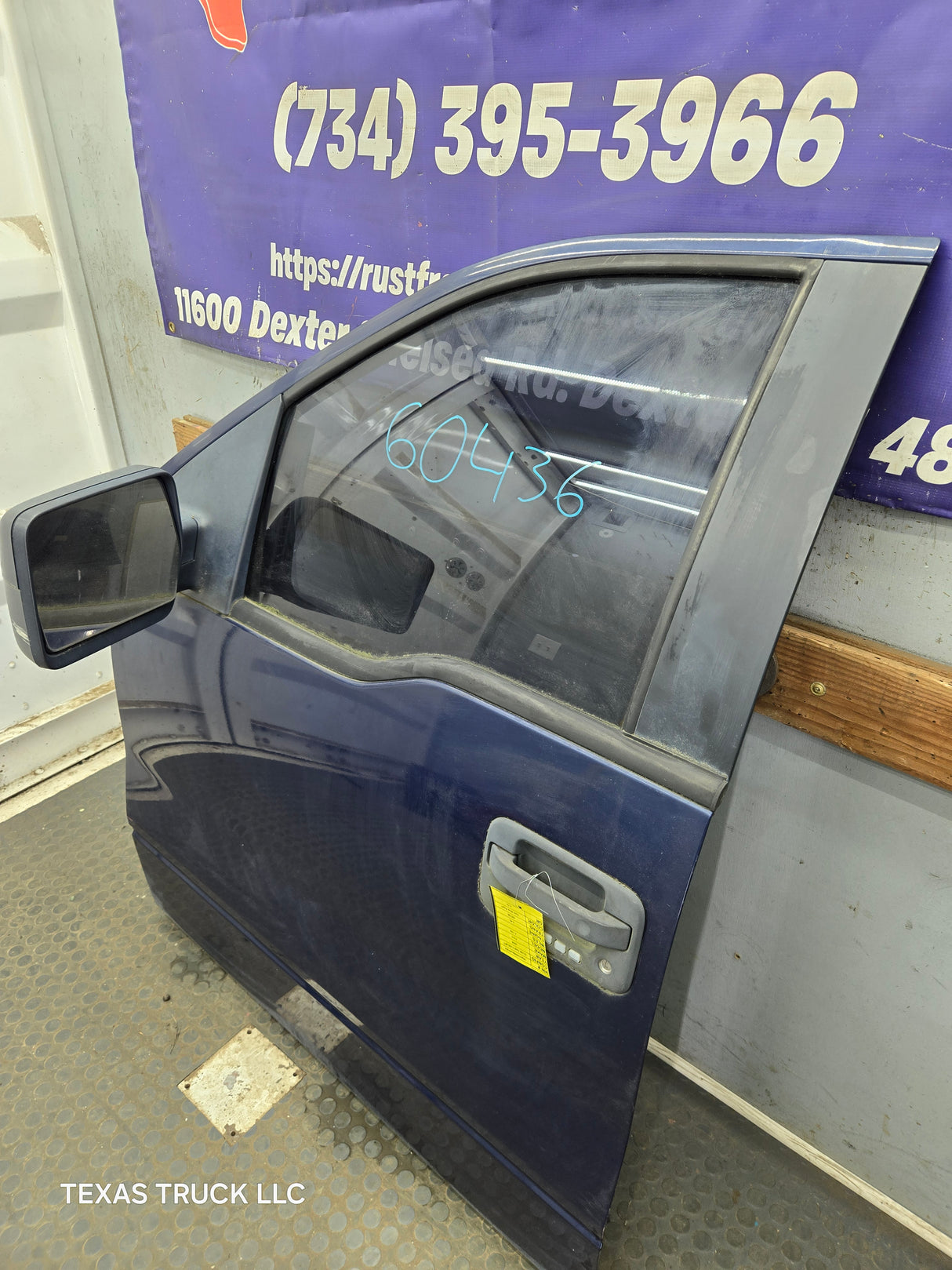2004-2008 Ford F150 Crew Cab Driver Side Front Door LH