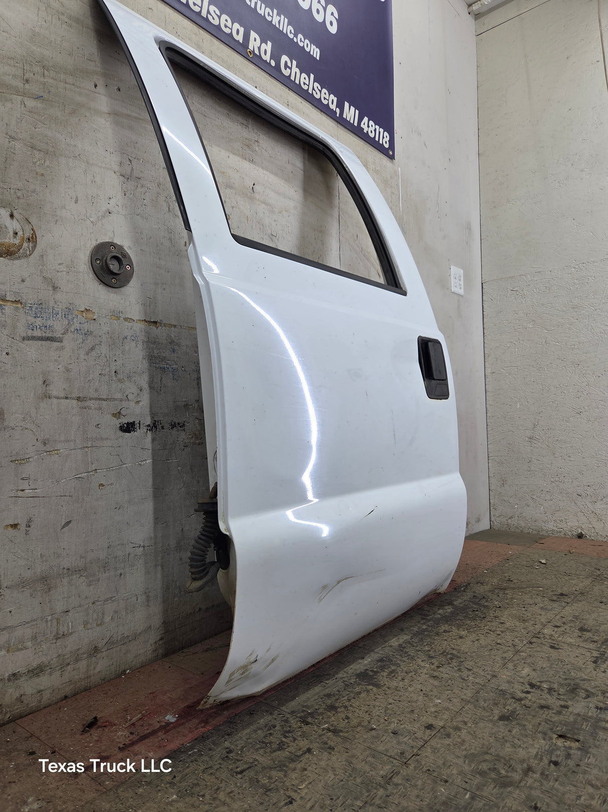 1999-2011 Ford Super Duty LH Driver Side Rear Crew Cab Door F250 F350 F450 F550