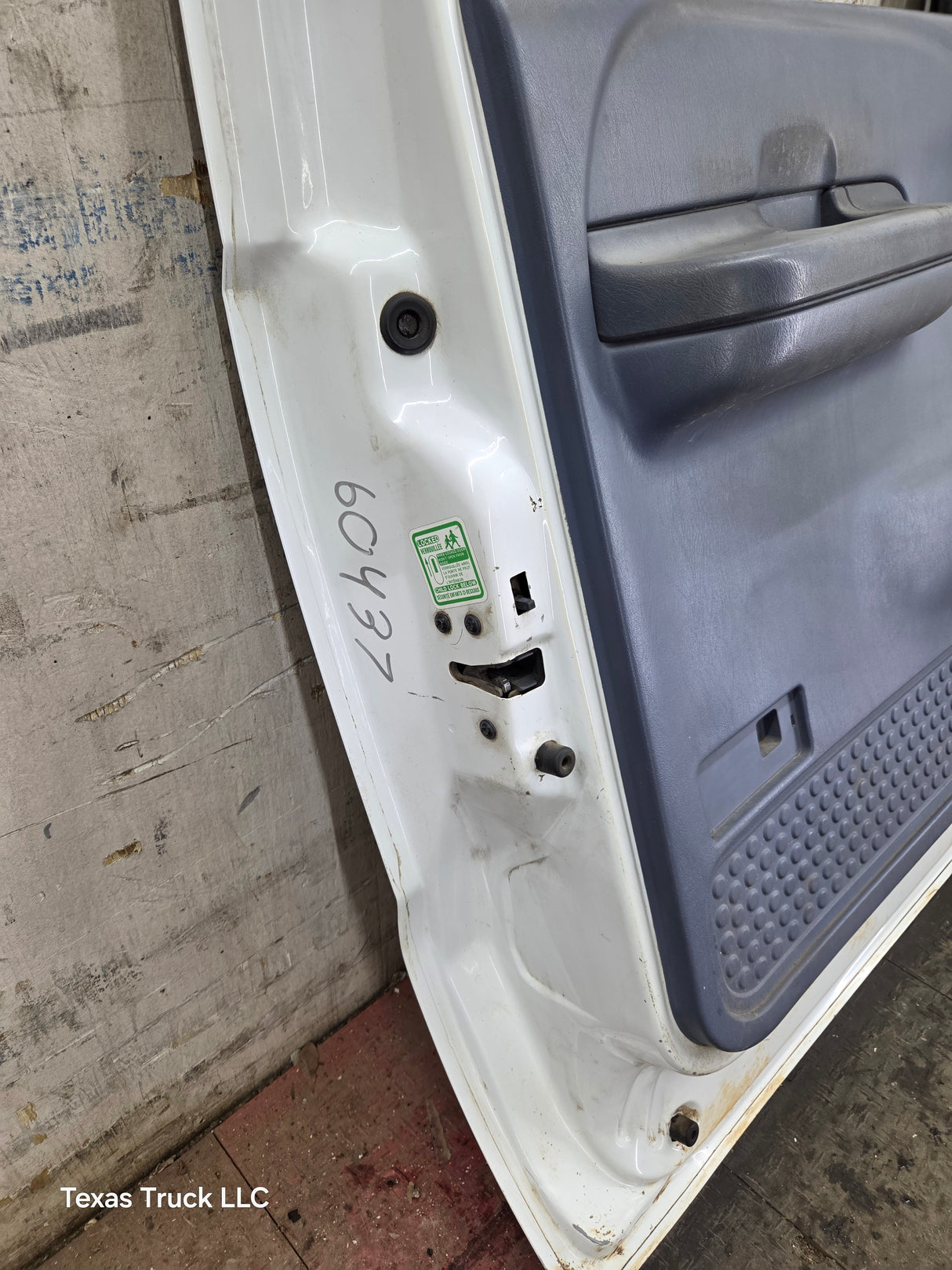 1999-2011 Ford Super Duty LH Driver Side Rear Crew Cab Door F250 F350 F450 F550