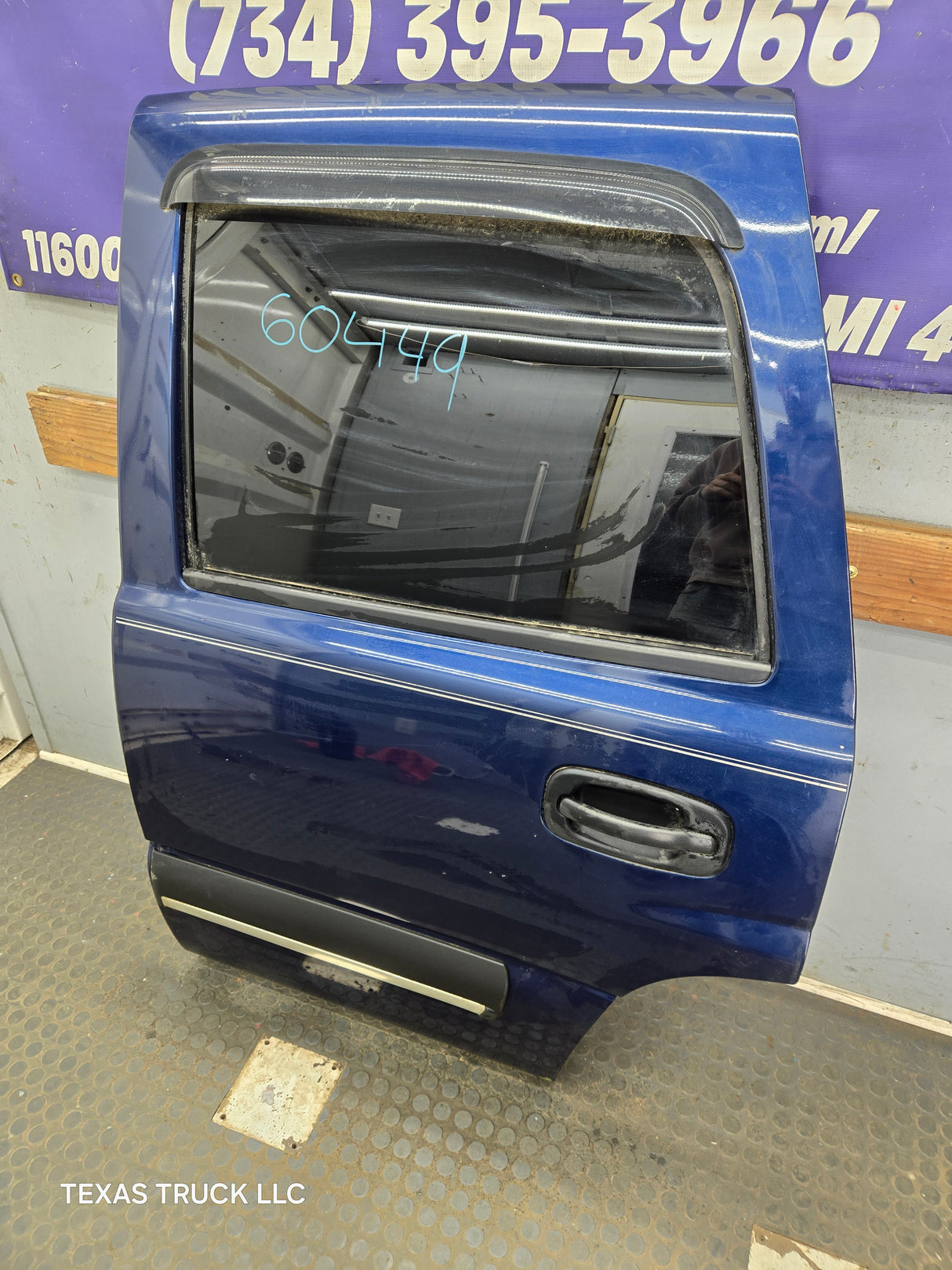 2001-2006 Chevrolet Tahoe / GMC Yukon 1500 2500HD Rear Driver Side Rear Door LH