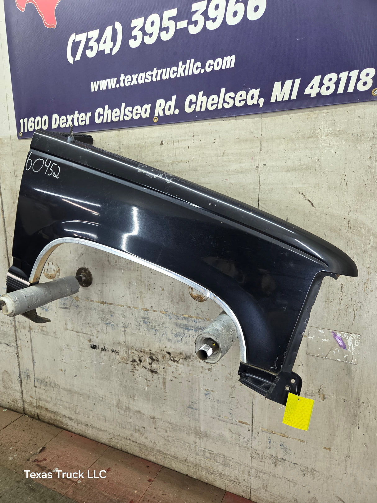 1988-1998 Chevrolet / GMC 1500 2500 3500 Right Hand Passenger Side Front Fender