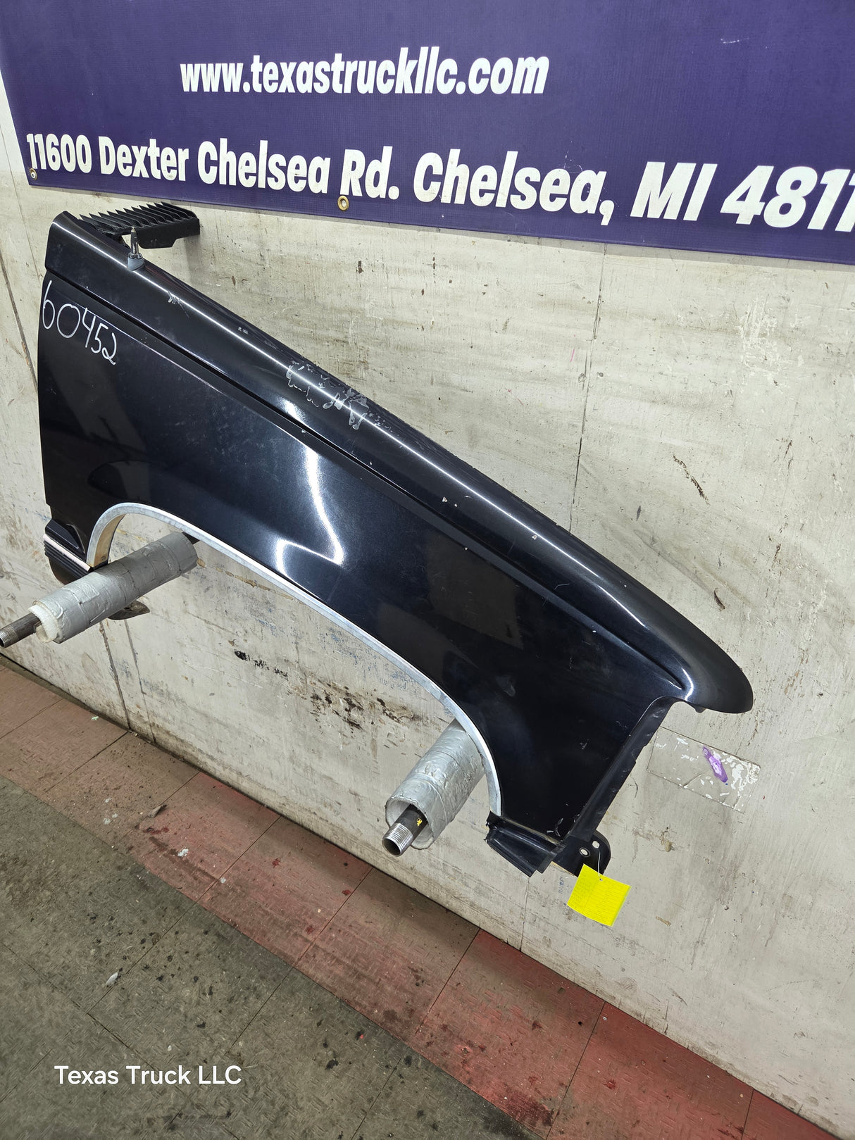1988-1998 Chevrolet / GMC 1500 2500 3500 Right Hand Passenger Side Front Fender