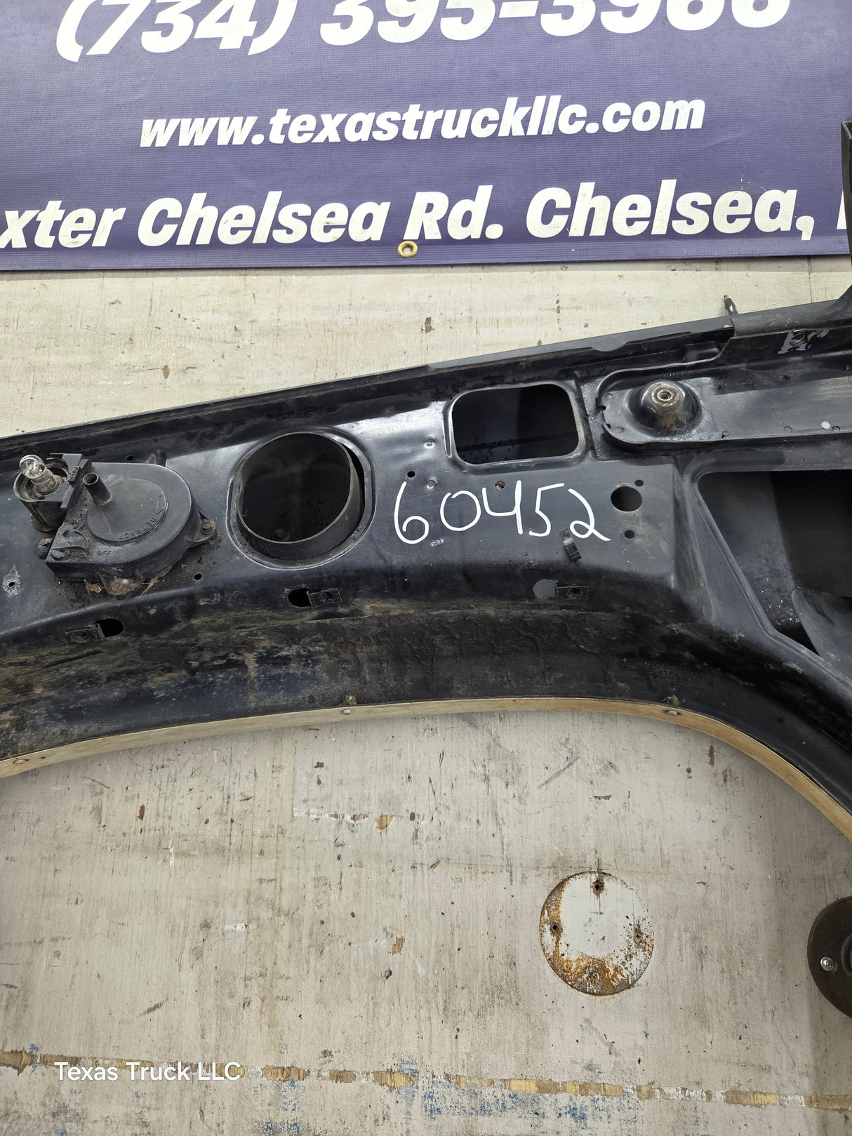 1988-1998 Chevrolet / GMC 1500 2500 3500 Right Hand Passenger Side Front Fender