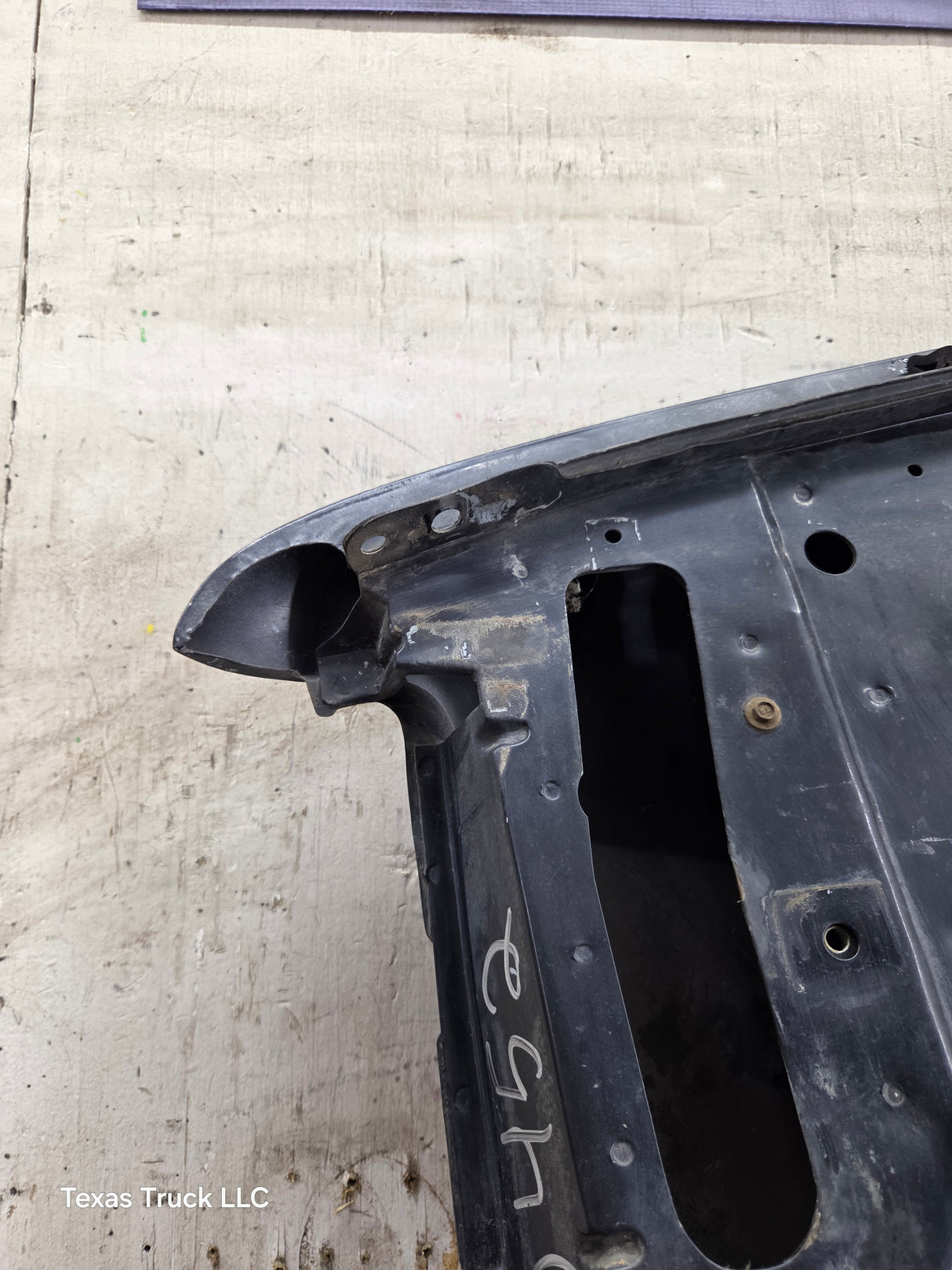 1988-1998 Chevrolet / GMC 1500 2500 3500 Right Hand Passenger Side Front Fender