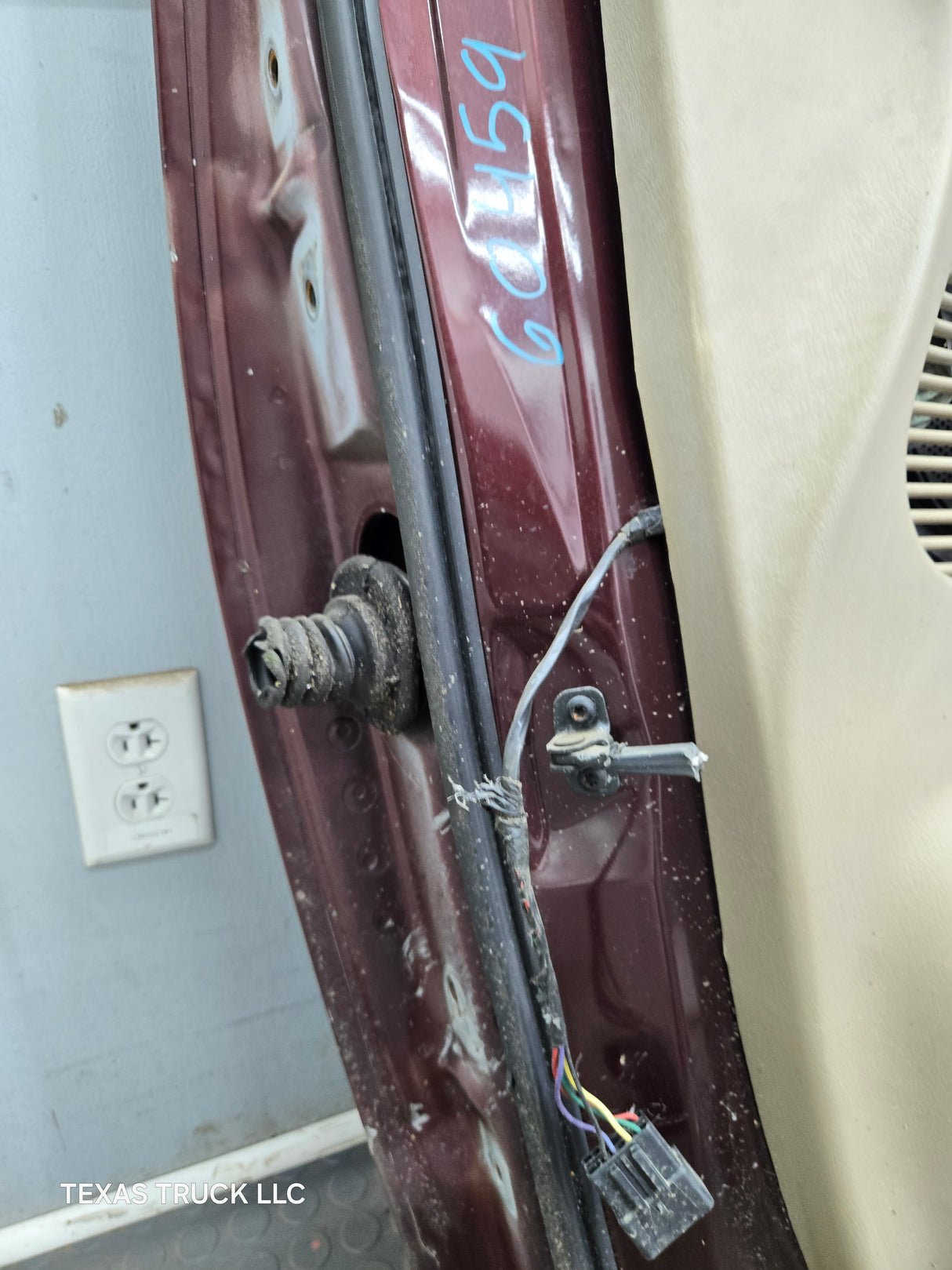 1997-2003 Ford F150 Crew Cab Passenger Side RH Front Door