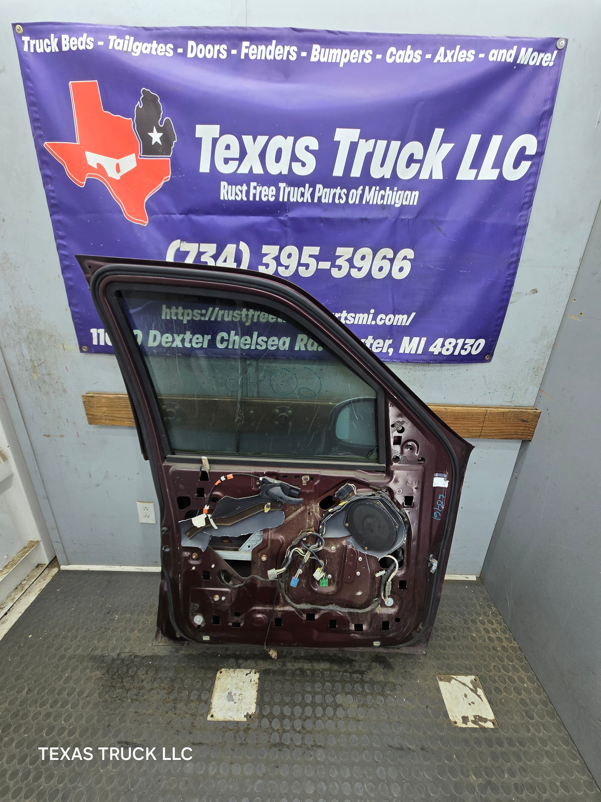 1997-2003 Ford F150 Crew Cab Driver Side LH Front Door