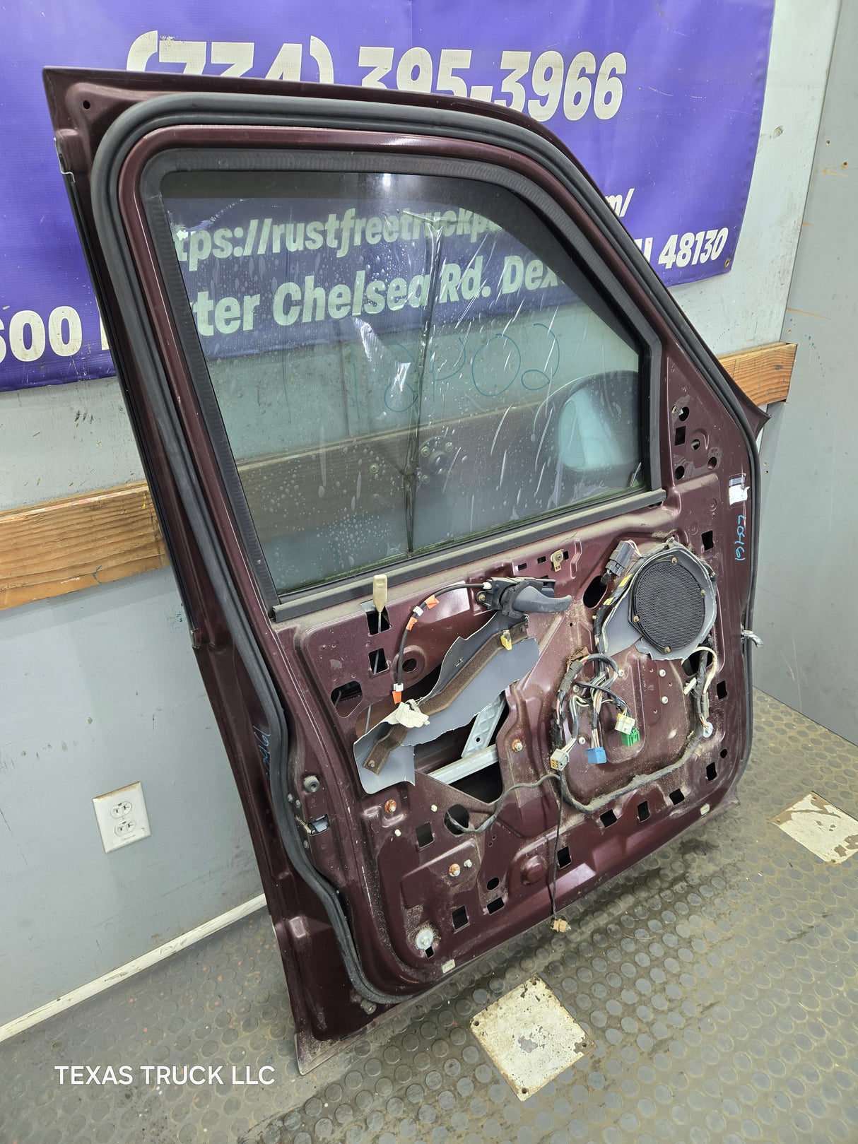 1997-2003 Ford F150 Crew Cab Driver Side LH Front Door