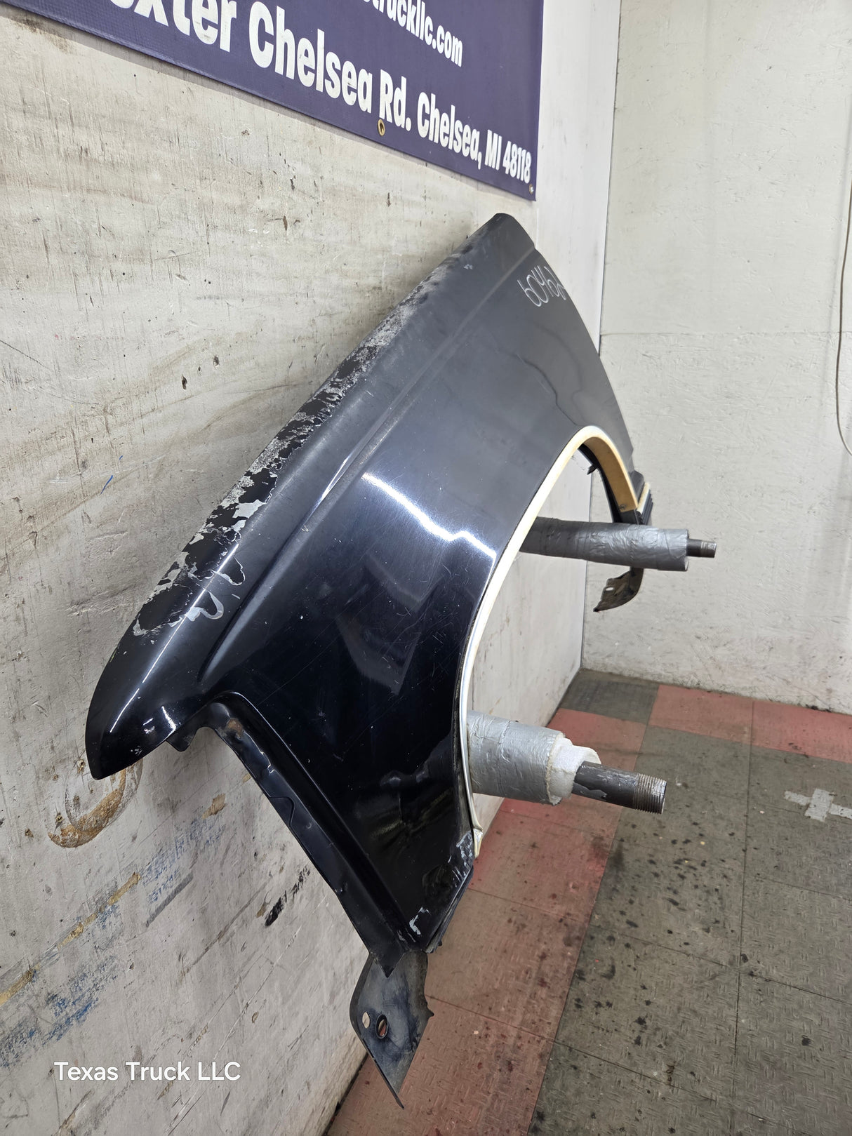 1988-1998 Chevrolet / GMC 1500 2500 3500 Left Hand Driver Side Front Fender