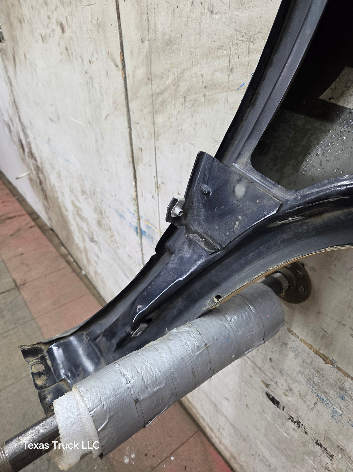 1988-1998 Chevrolet / GMC 1500 2500 3500 Left Hand Driver Side Front Fender