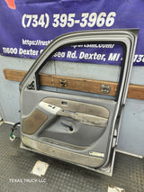 1999-2006 Chevrolet Silverado / GMC Sierra 1500 2500 3500 HD Front Passenger Side Door RH