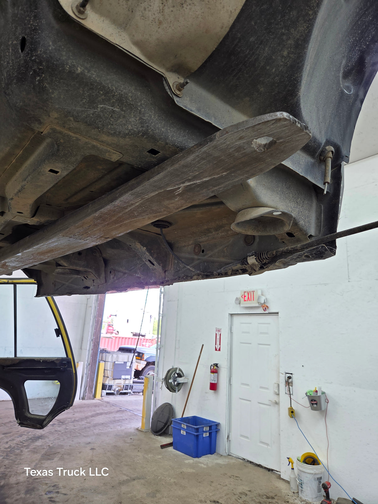 2007-2013 Chevrolet Silverado / GMC Sierra 1500 2500 3500 HD Extended Cab
