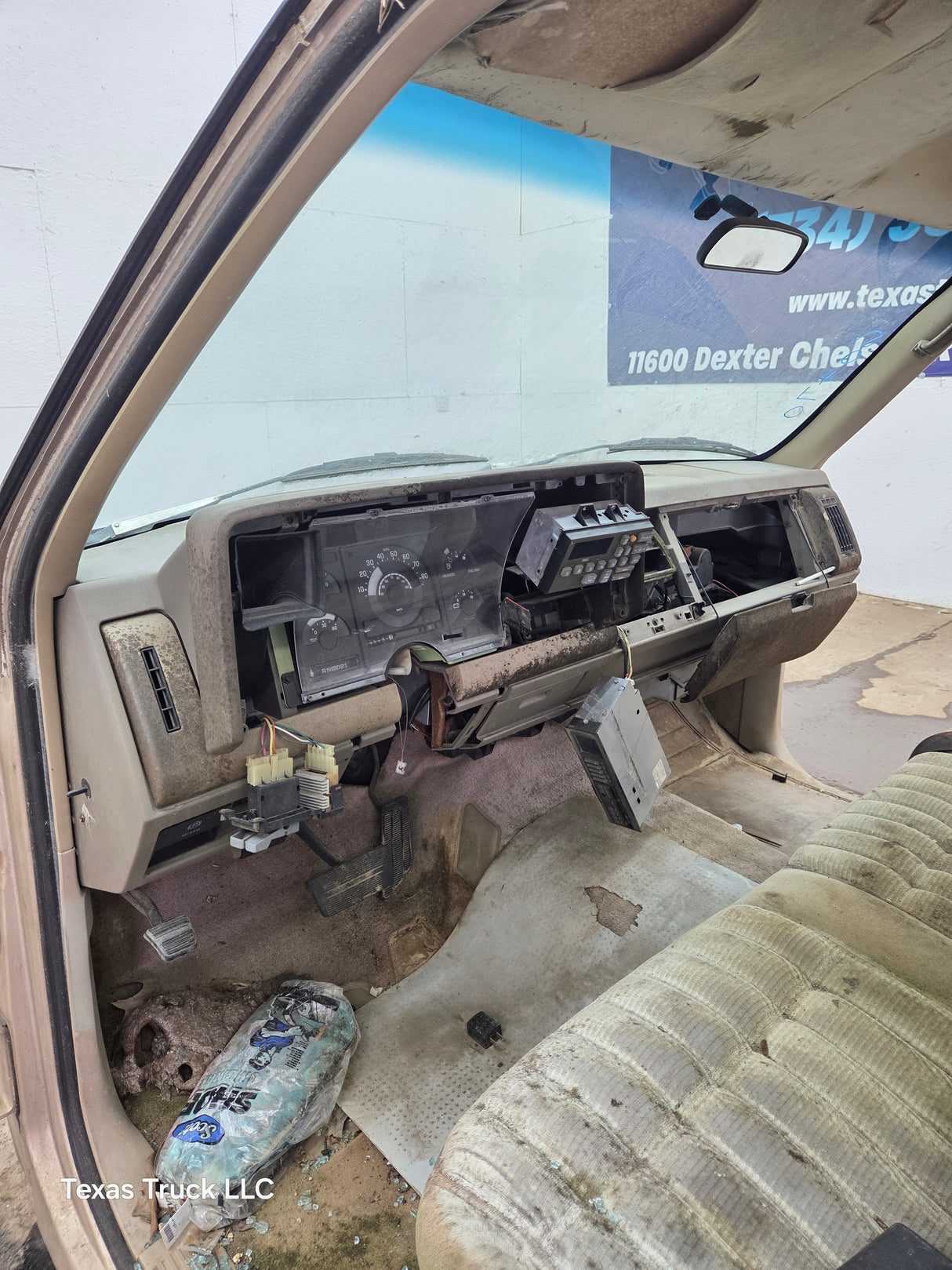 1988-2000 Chevrolet Silverado GMC Sierra Regular Cab