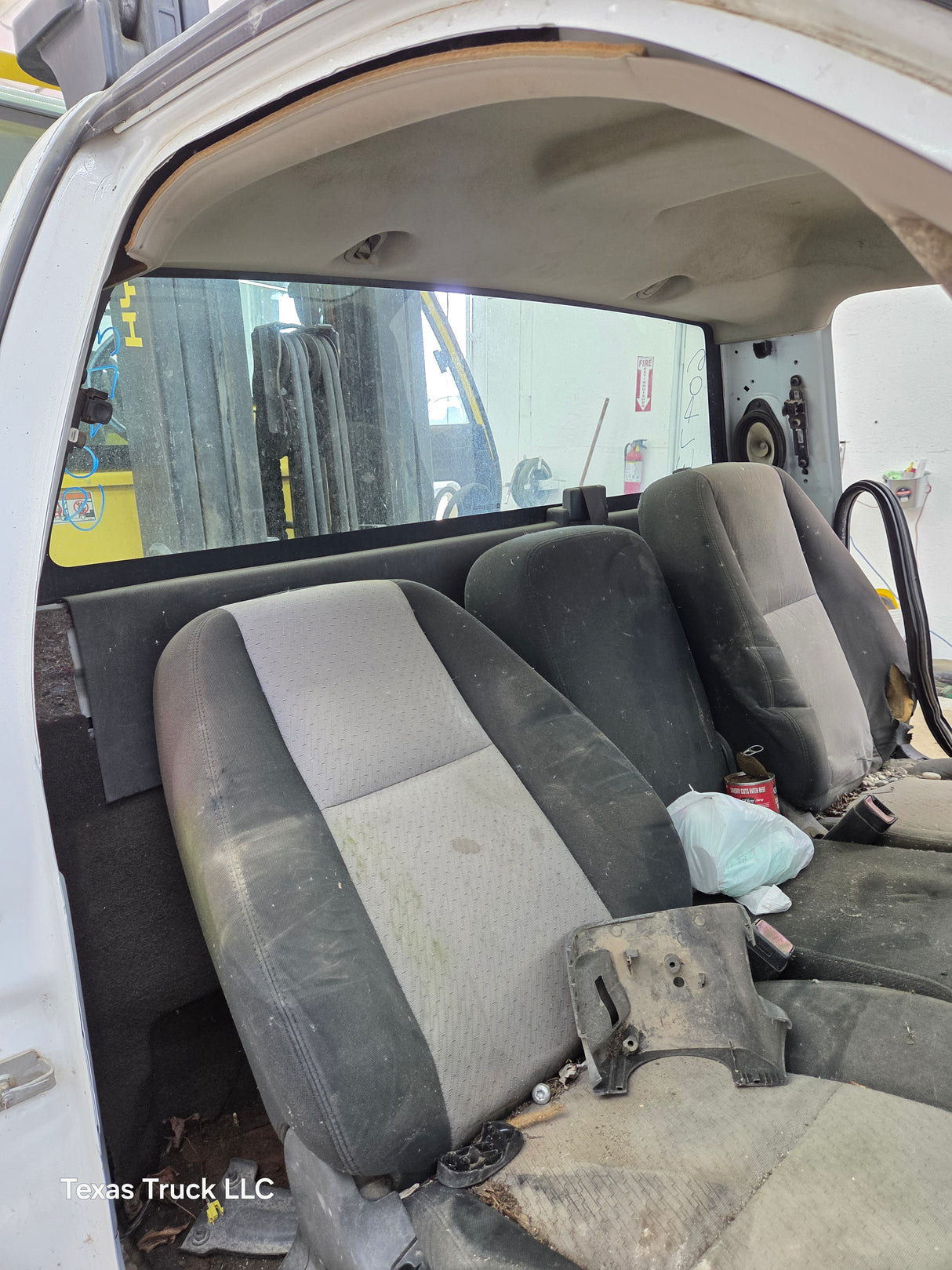 2007-2013 Chevrolet Silverado / GMC Sierra 1500 2500 3500 HD Regular Cab