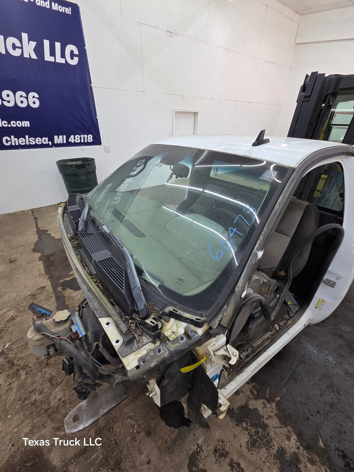 2007-2013 Chevrolet Silverado / GMC Sierra 1500 2500 3500 HD Regular Cab