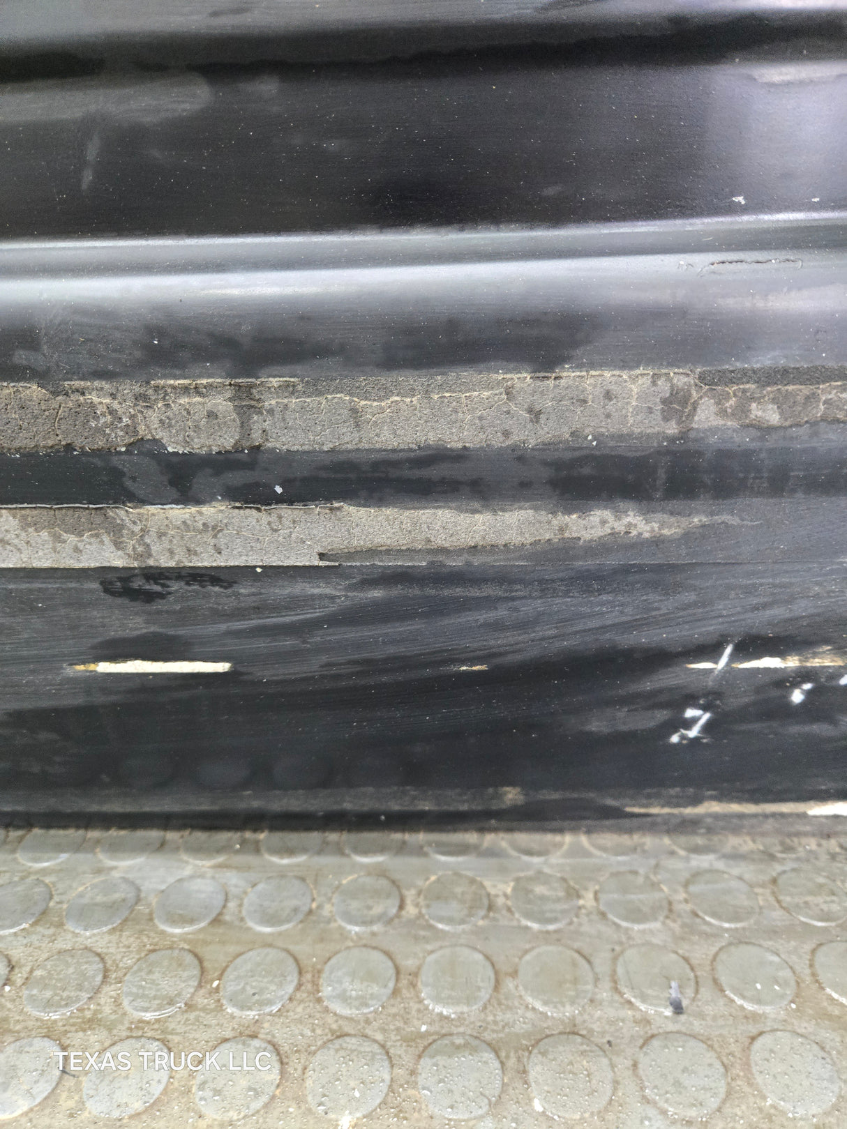 1988-2000 Chevrolet Silverado Suburban GMC Sierra LH Front Driver Side Door