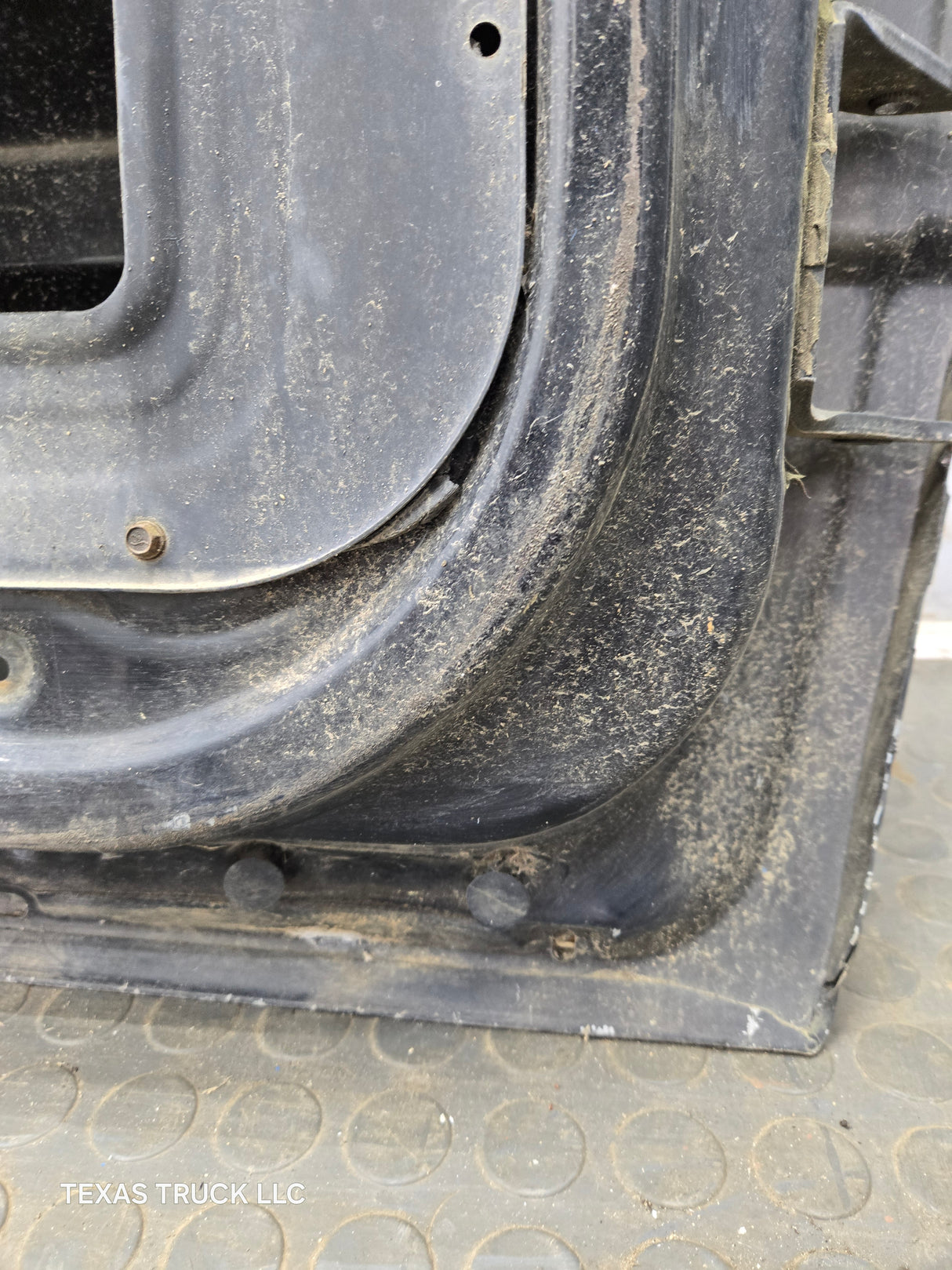 1988-2000 Chevrolet Silverado Suburban GMC Sierra LH Front Driver Side Door