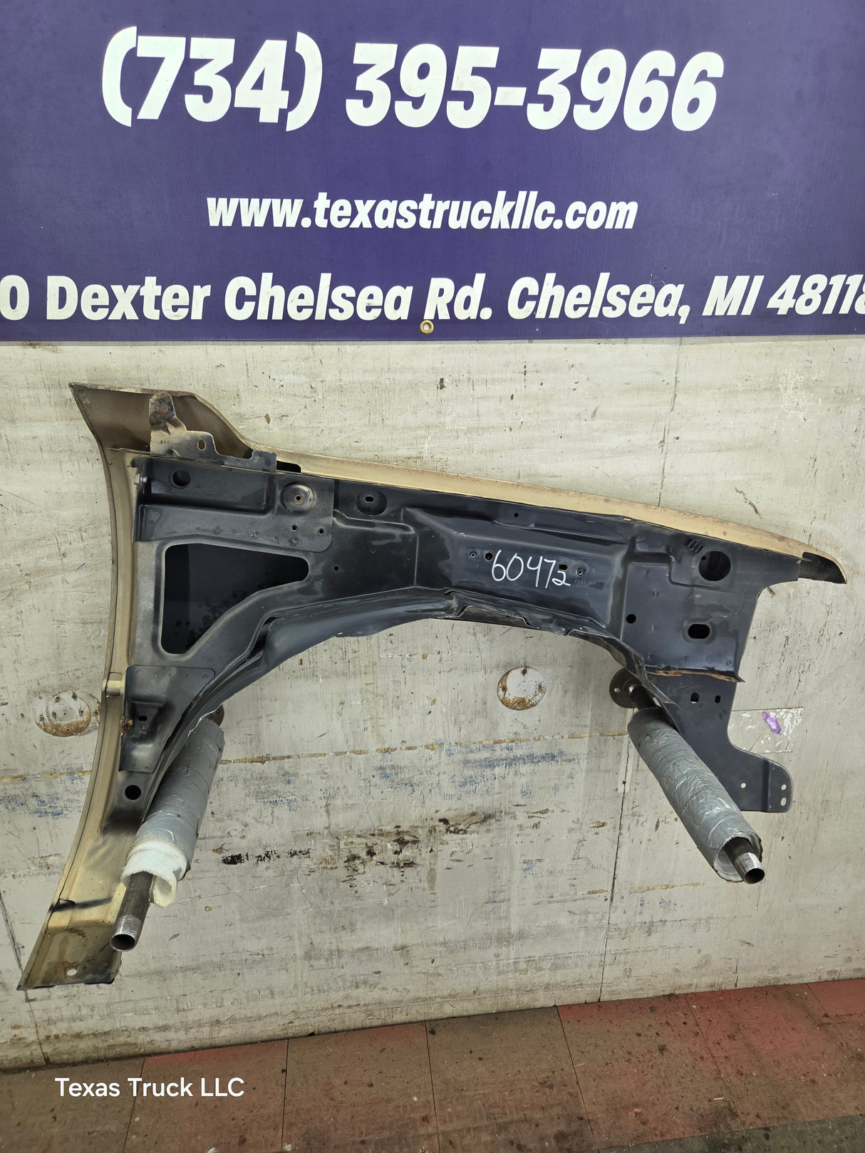 1999-2002 Chevrolet Silverado / Tahoe / Suburban 1500 2500 3500 HD LH Driver Side Front Fender