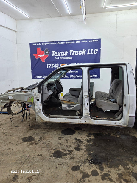 1999-2007 Ford Super Duty F250 F350 F450 F550 XLT 4 Door Crew Cab