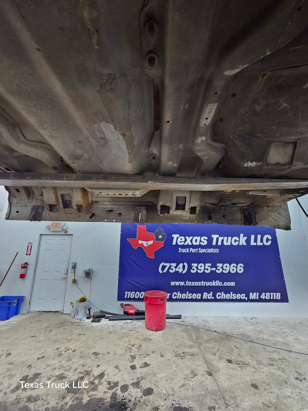 1999-2007 Ford Super Duty F250 F350 F450 F550 XLT 4 Door Crew Cab