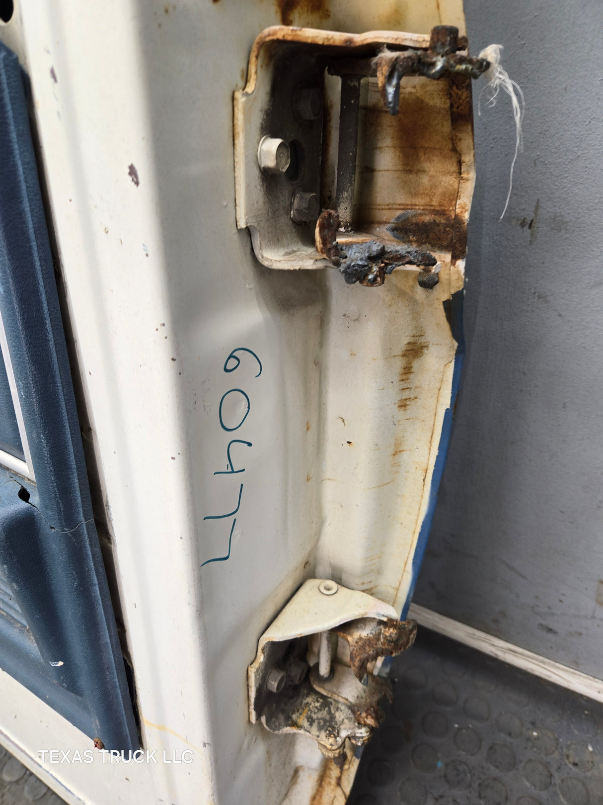 1973-1979 Ford F100 F150 F250 F350 LH Driver Side Front Door