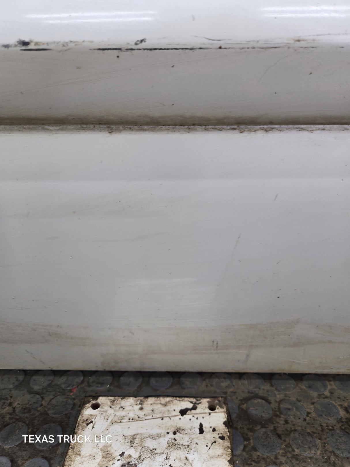 2007-2013 Chevrolet Silverado / GMC Sierra 1500 25000 3500 HD LH Front Passenger Side Door