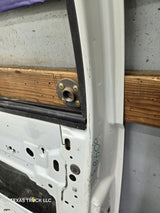 2007-2013 Chevrolet Silverado / GMC Sierra 1500 25000 3500 HD LH Front Passenger Side Door