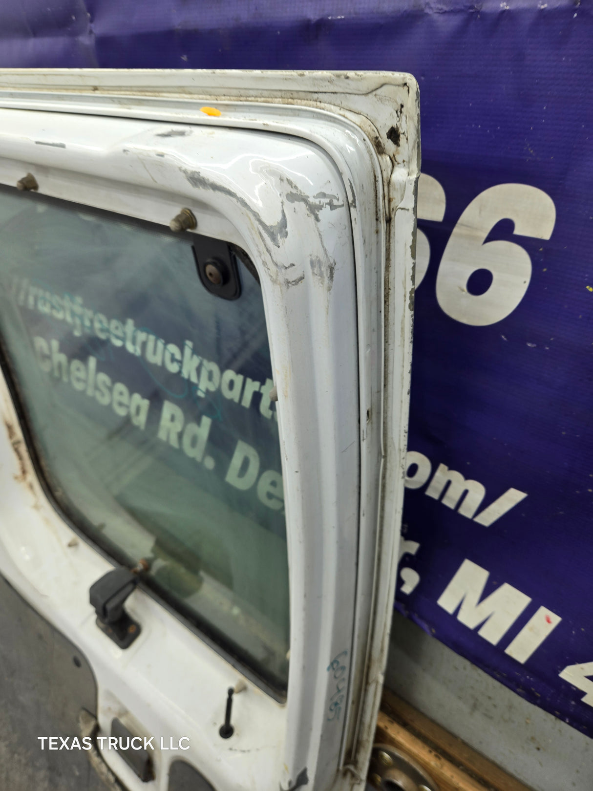 1992–2014 Ford Econoline E-150 E-250 E-350 E-450 E-550 Front Side Door