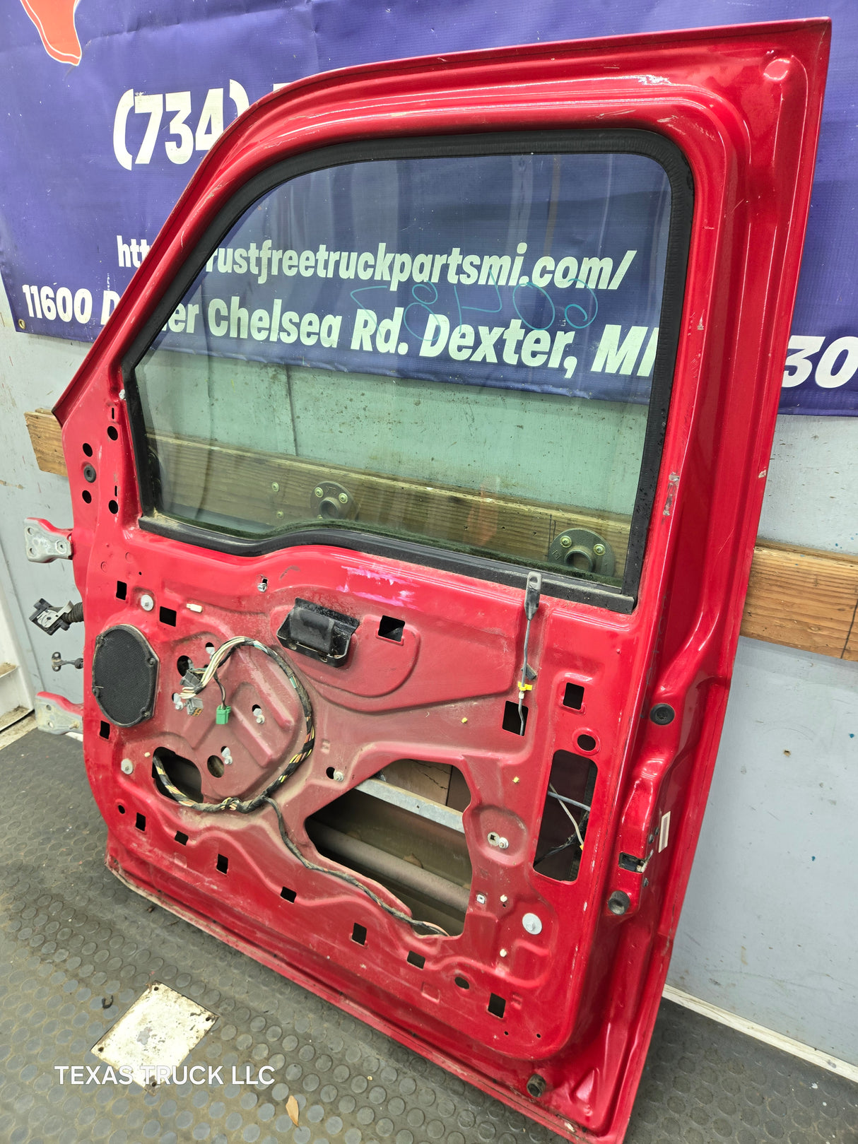 1999-2011 Ford Super Duty / Excursion Front Passenger RH Door F250 F350 F450 F550