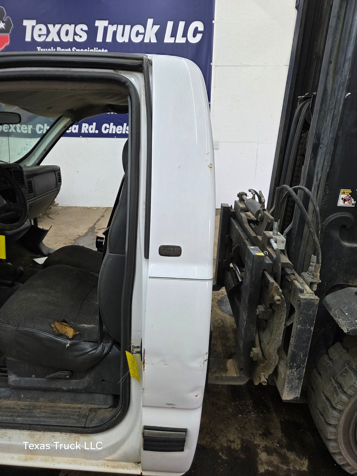 1999-2007 Chevrolet Silverado / GMC Sierra 1500 2500 HD 3500HD Regular Cab Body