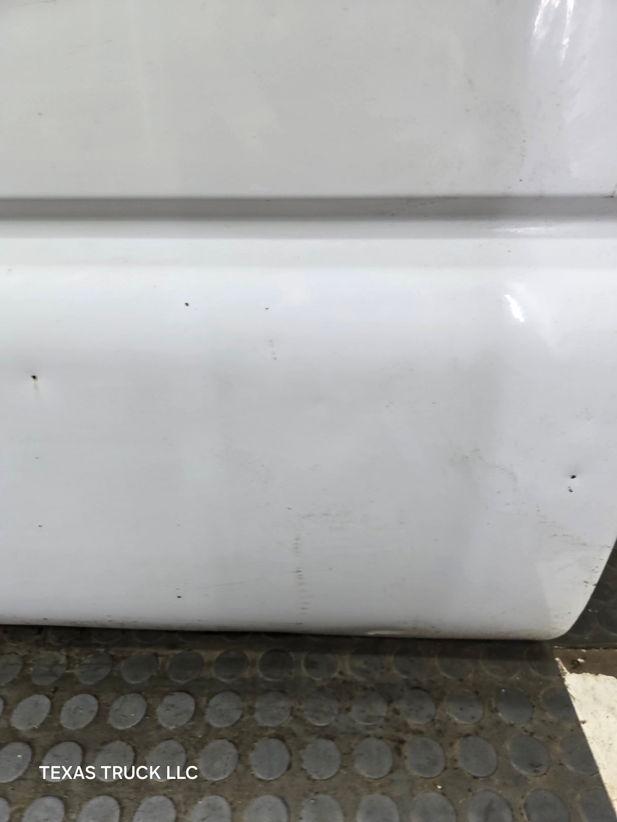 1999-2006 Chevrolet Silverado / GMC Sierra 1500 2500 3500 HD Front Driver Side Door LH