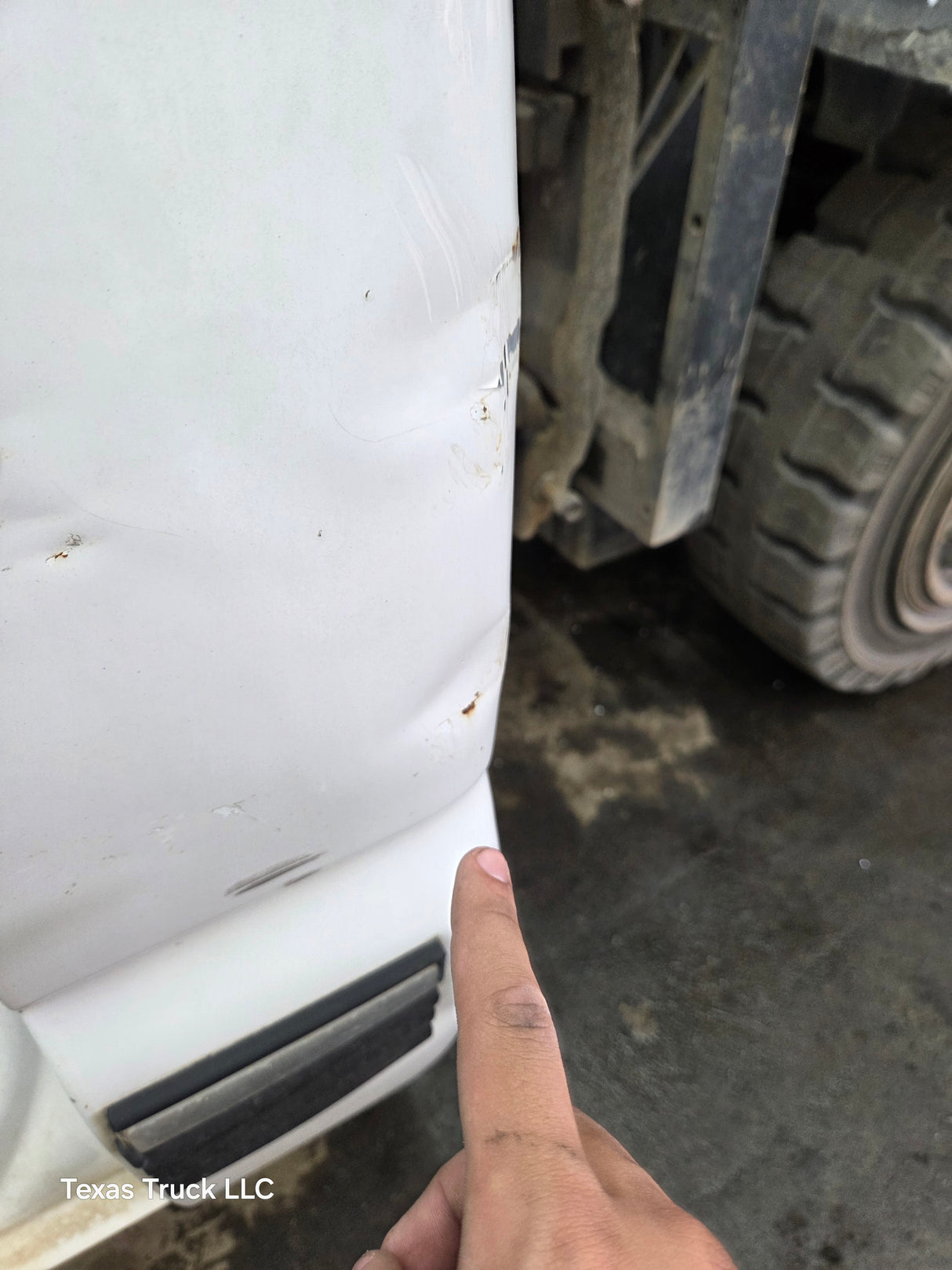 1999-2007 Chevrolet Silverado / GMC Sierra 1500 2500 HD 3500HD Regular Cab Body