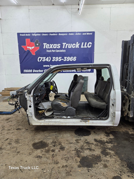 1999-2007 Chevrolet Silverado / GMC Sierra 1500 2500 HD 3500HD Extended Cab Body - Summit White
