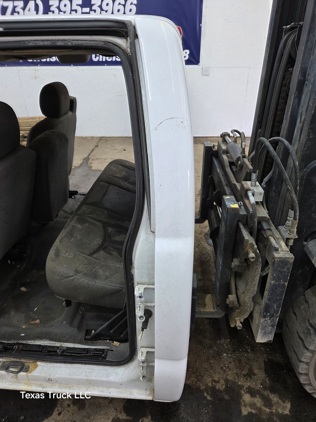 1999-2007 Chevrolet Silverado / GMC Sierra 1500 2500 HD 3500HD Extended Cab Body - Summit White