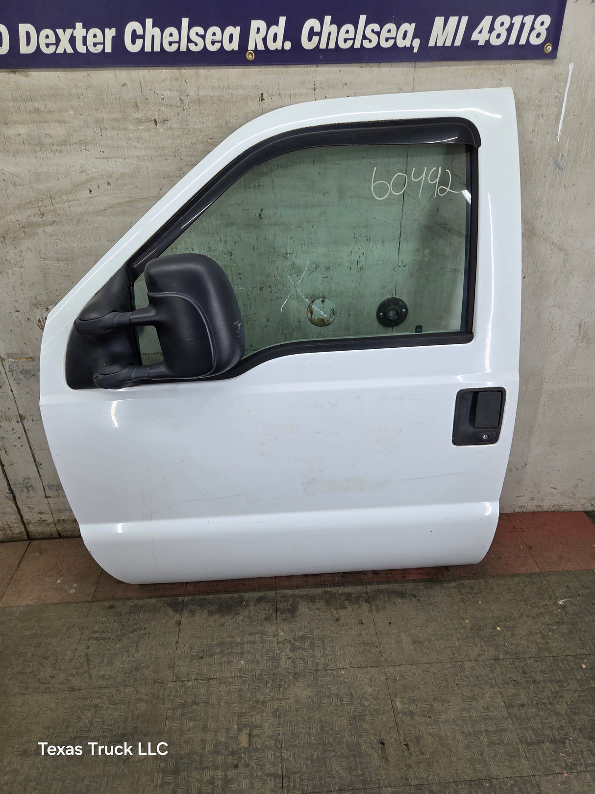 1999-2011 Ford Super Duty LH Driver Side Front Door F250 F350 F450 F550