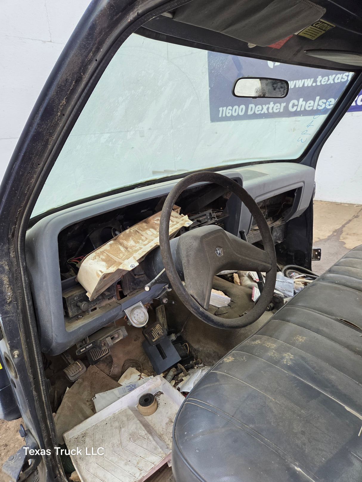 1981-1993 Dodge Ram 1st Gen Regular Cab W150 W250 W350 D150 D250 D350