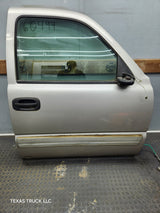1999-2006 Chevrolet Silverado / GMC Sierra 1500 2500 3500 HD RH Front Passenger side Door