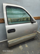 1999-2006 Chevrolet Silverado / GMC Sierra 1500 2500 3500 HD RH Front Passenger side Door
