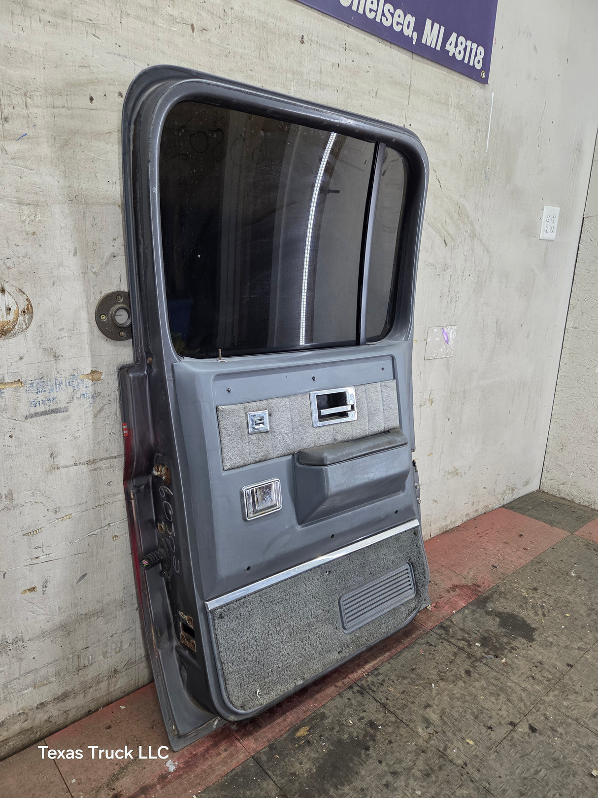 1973-1991 Chevrolet / GMC Square Body Passenger Side Rear Crew Cab Door RH K / C Series Suburban