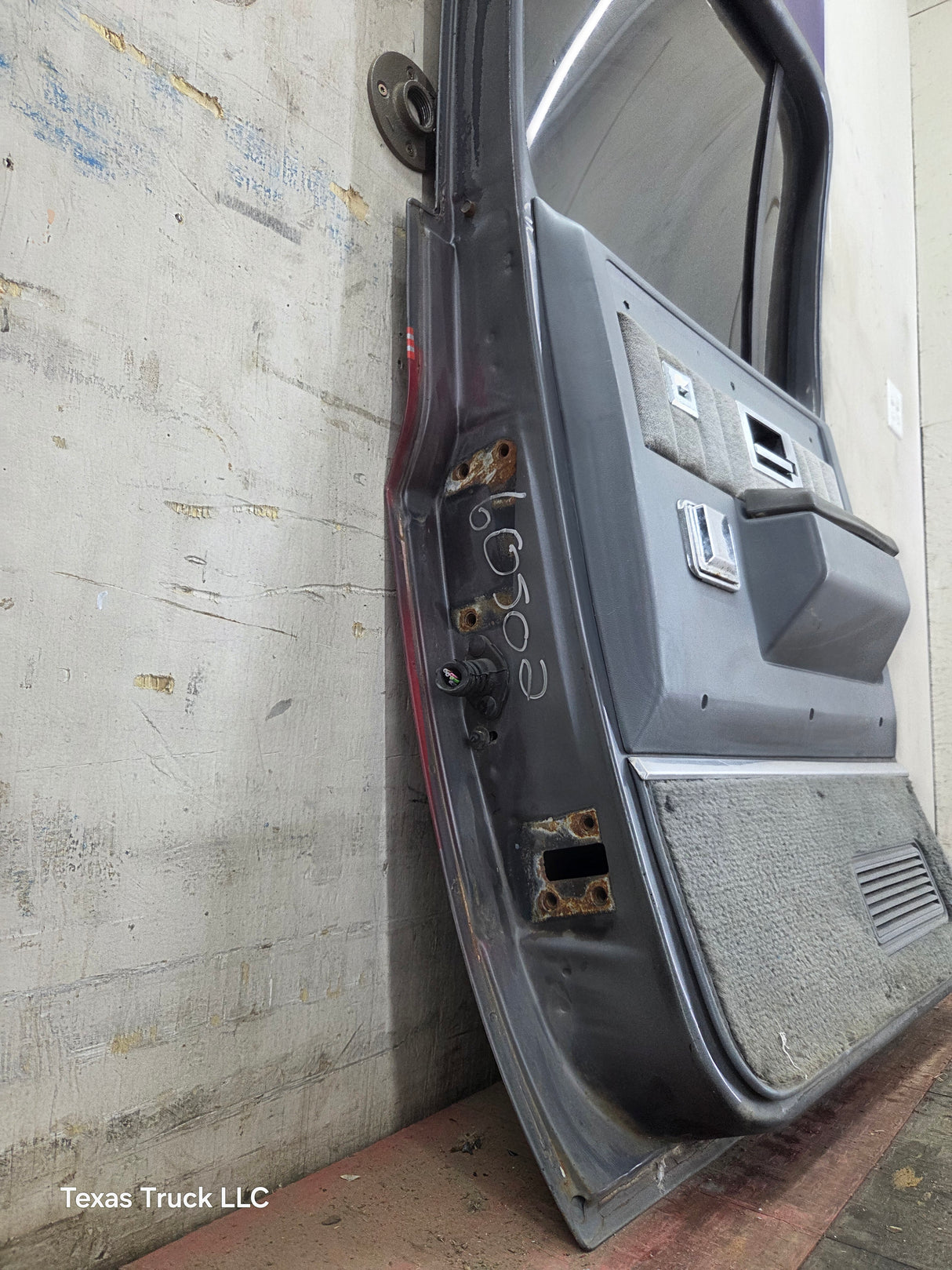 1973-1991 Chevrolet / GMC Square Body Passenger Side Rear Crew Cab Door RH K / C Series Suburban