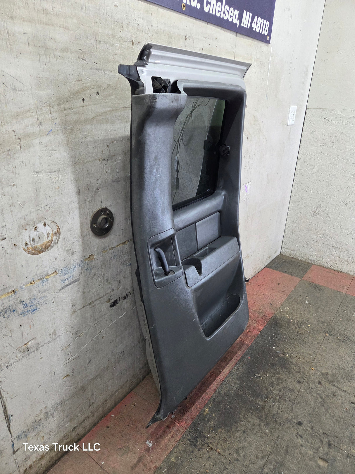 1999-2006 Chevrolet Silverado / GMC Sierra 1500 2500 3500 HD Rear Passenger side Extended Cab Rear Door