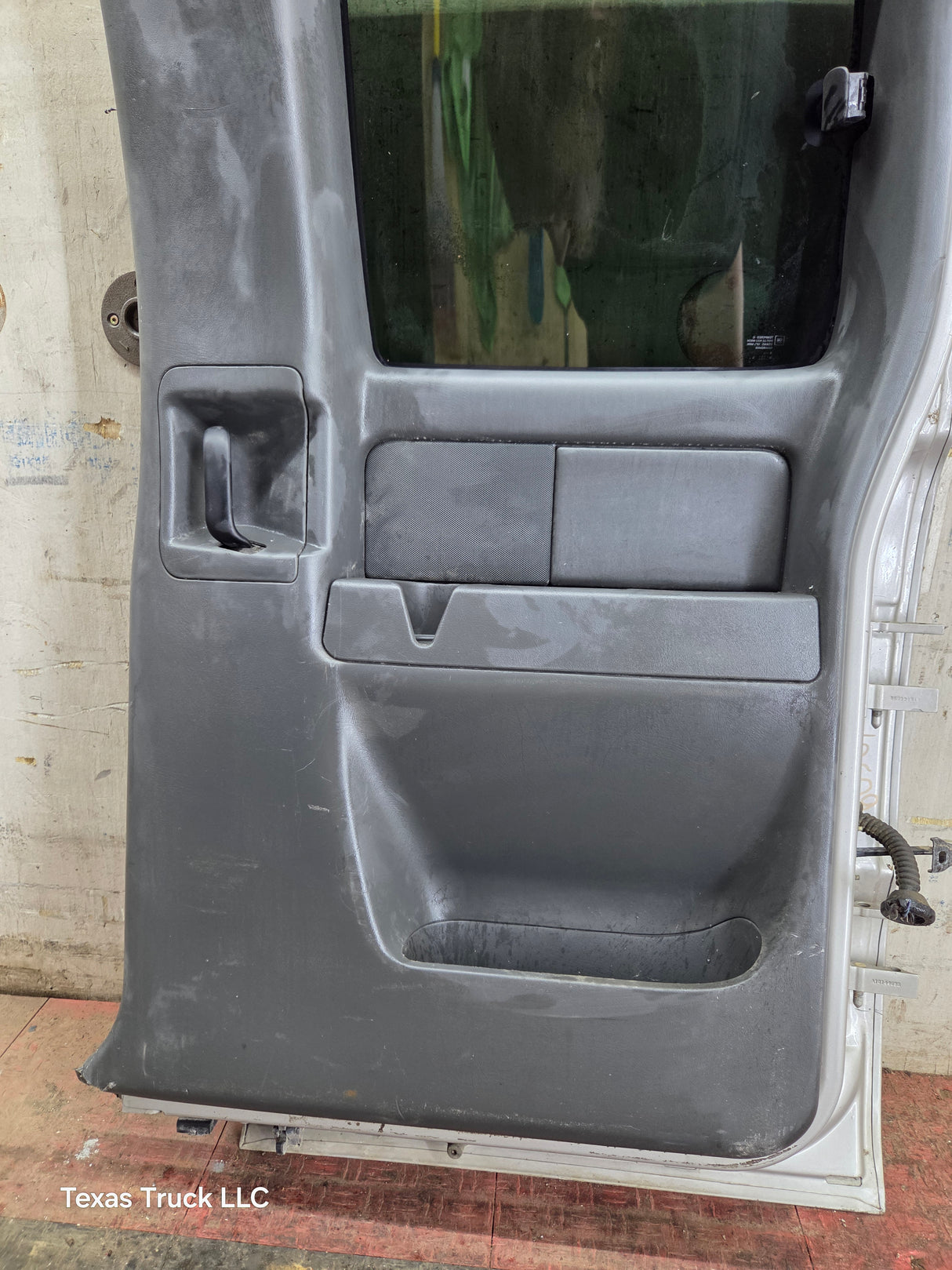 1999-2006 Chevrolet Silverado / GMC Sierra 1500 2500 3500 HD Rear Passenger side Extended Cab Rear Door
