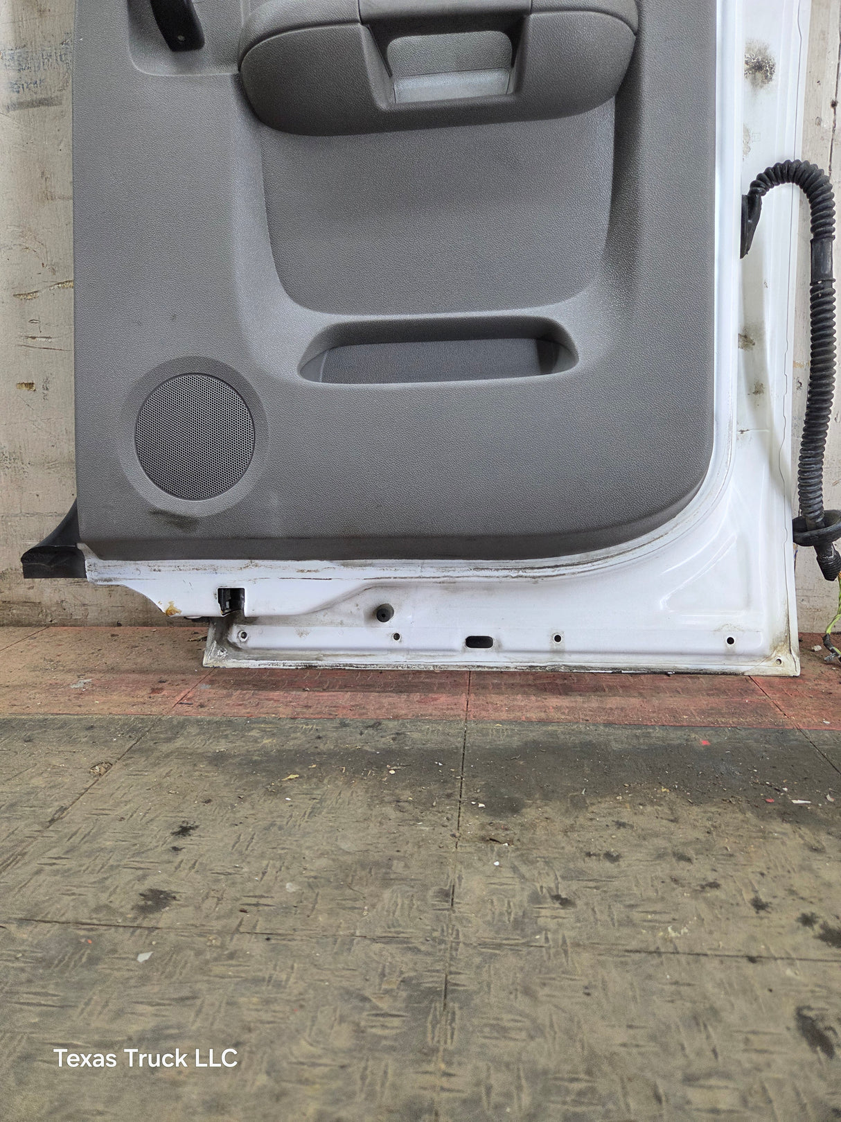 2007-2013 Chevrolet Silverado / GMC Sierra 1500 2500 3500 HD Passenger side Extended Cab RH Rear Door