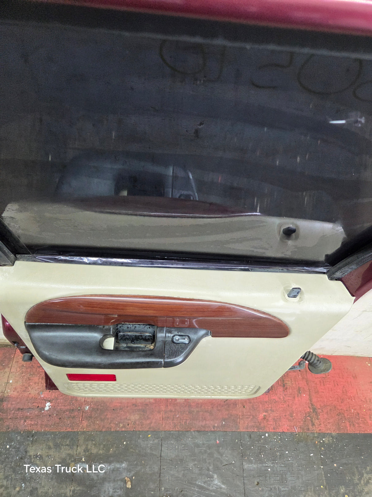 1999-2011 Ford Super Duty LH Driver Side Rear Crew Cab Door F250 F350 F450 F550