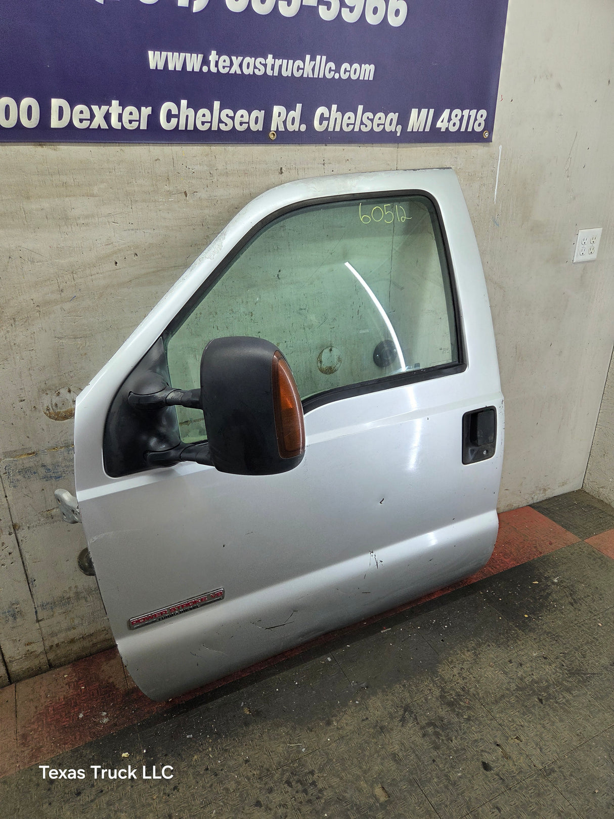 1999-2011 Ford Super Duty LH Driver Side Front Door F250 F350 F450 F550