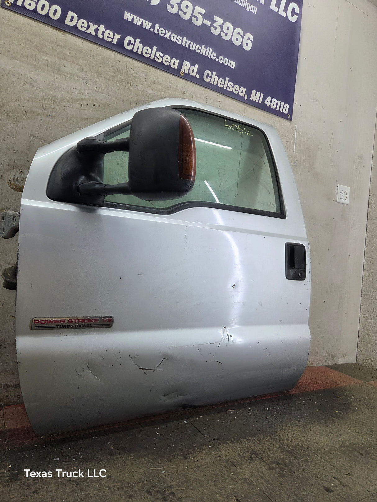 1999-2011 Ford Super Duty LH Driver Side Front Door F250 F350 F450 F550